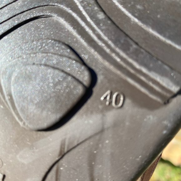 Naot Culture Brown Burnished Leather 3 Strap Mary Jane Bootie Pump Shoe - Picture 3 of 4